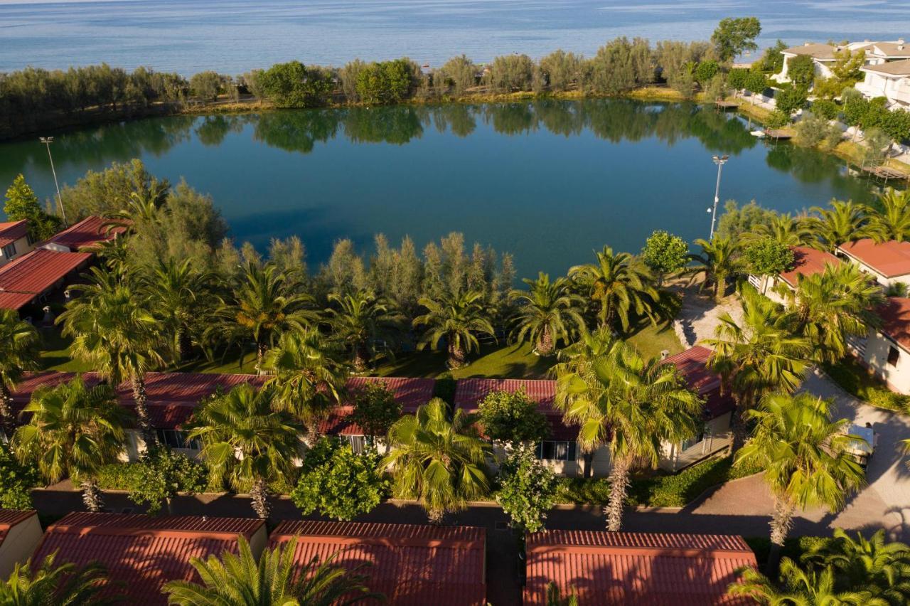 Village Lake Placid Silvi Marina Zewnętrze zdjęcie